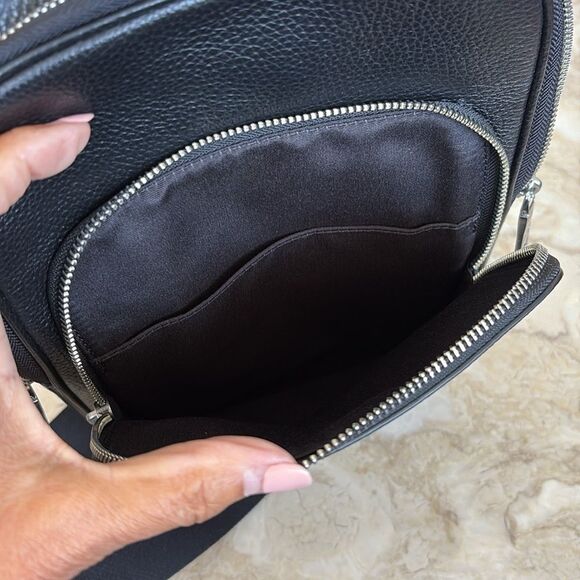 NWOT Coach Ethan Black Leather Pack - Picture 13 of 15